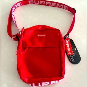 Supreme shoulder bag SS18